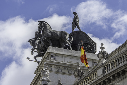 Escultura 'Las Cuadrigas' ... P.i.P. (© Buelipix)