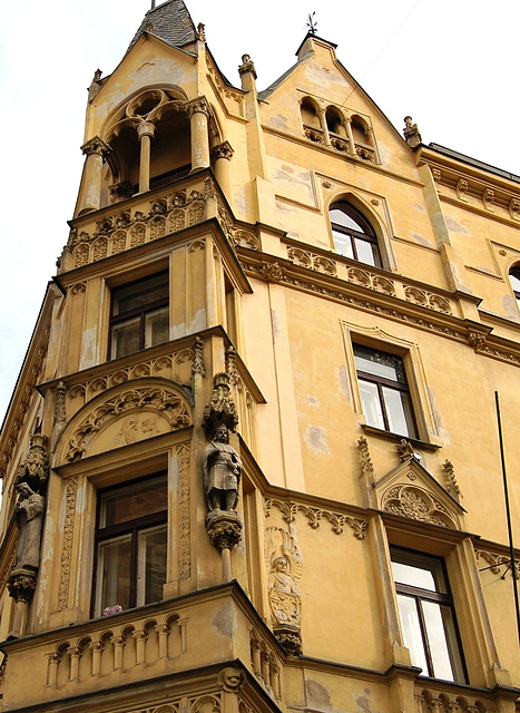 Gothic Apartment Block, Reznicka, New Town, Prague