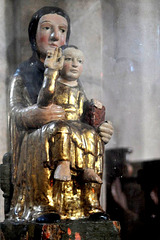 Vierge romane de l'église de St-Saturnin