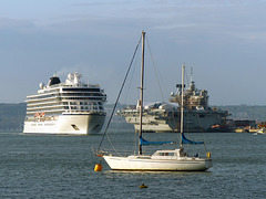 Viking Sky leaving Portsmouth (4) - 22 April 2018