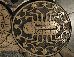 cancer in zodiac early c13 roundel in pavement around shrine