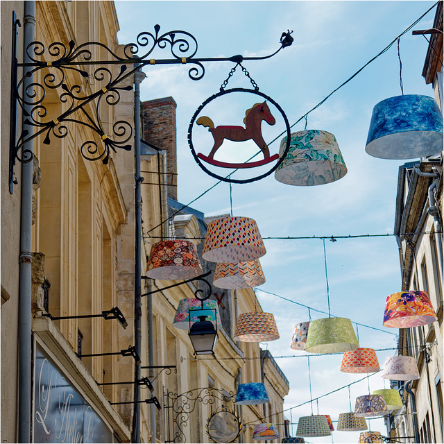 Laon Street View  31