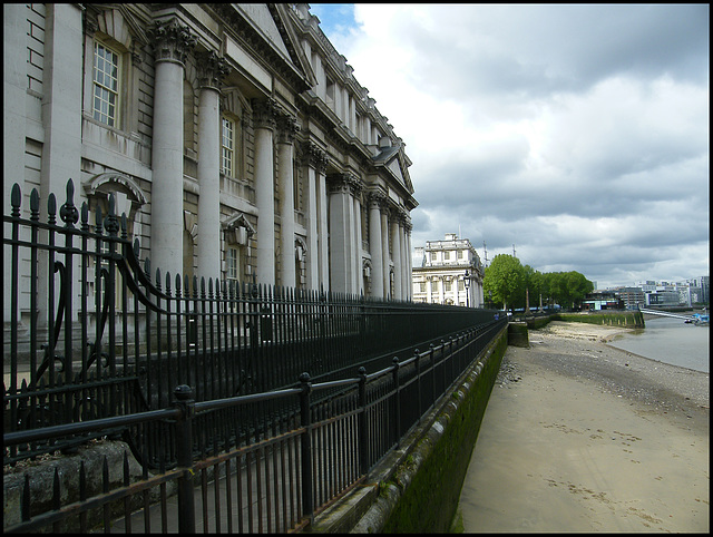 riverside walk at Greenwich