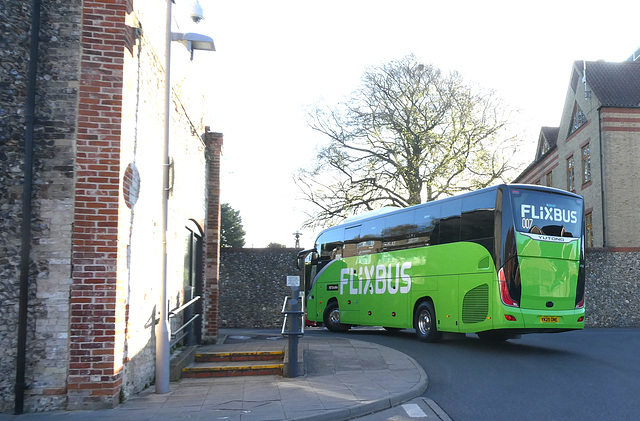 Simonds of Botesdale (Flixbus contractor) 418 (YK25 OME) in Thetford - 17 Apr 2025 (P1200801) Simonds of Botesdale (Flixbus contractor) 418 (YK25 OME) in Thetford - 17 Apr 2025 (P1200801)