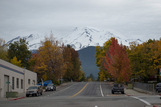 Mt Shasta, CA (1085)