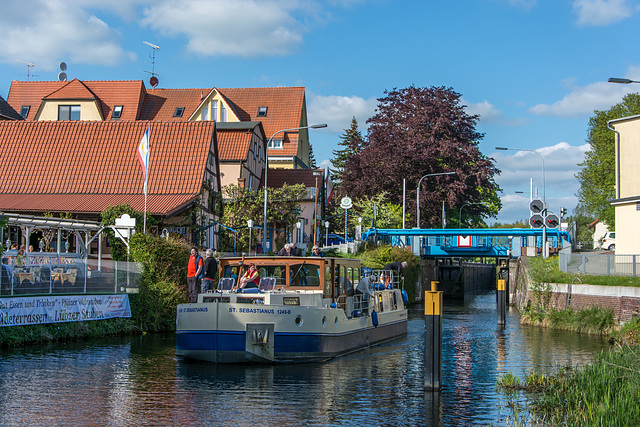 Ausfahrt aus der Schleuse Lübz