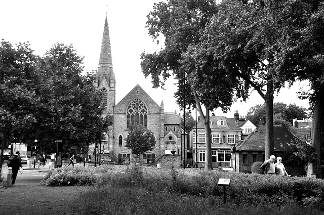 Pub & church, Enfield Town