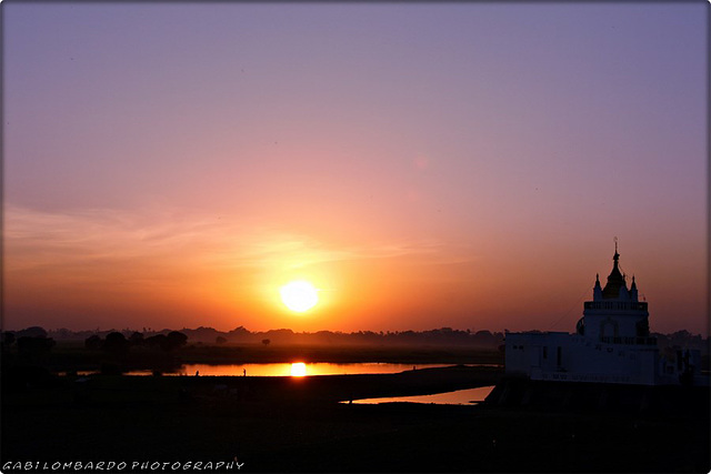 sunset in Amarapura (Myanmar)