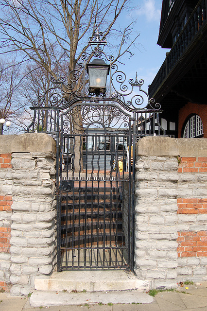 Ossington Coffee House Newark on Trent, by Sir Ernest George and Peto