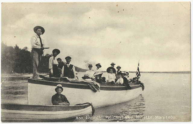 MN0988 NINETTE - LAUNCH. PELICAN LAKE