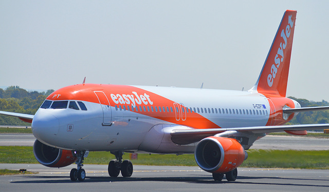 EasyJet EZPT