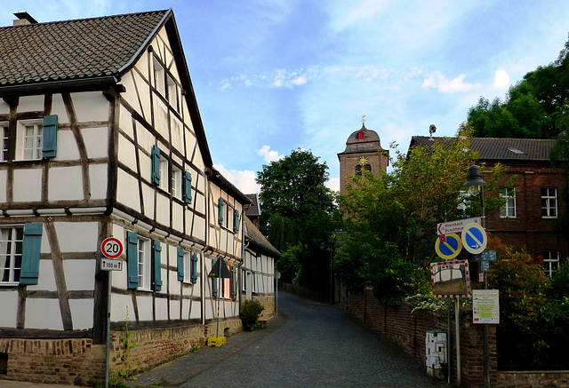 DE - Alfter - View towards St. Matthäus