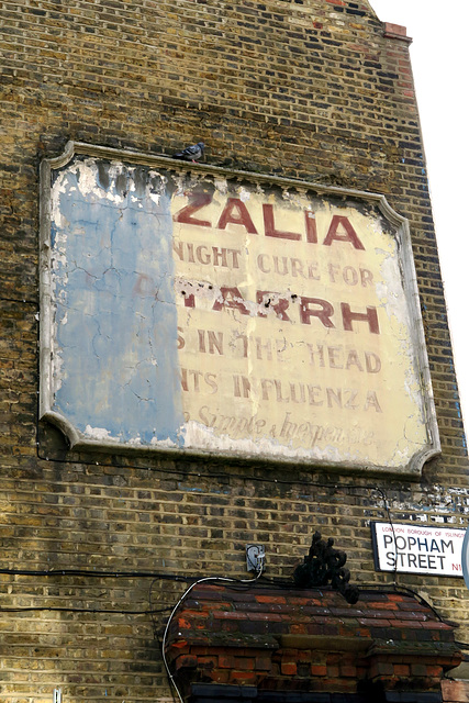 IMG 9427-001-X-Zalia Ghostsign