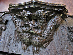 boston church,lincs (121)c14 misericord crown gryphon