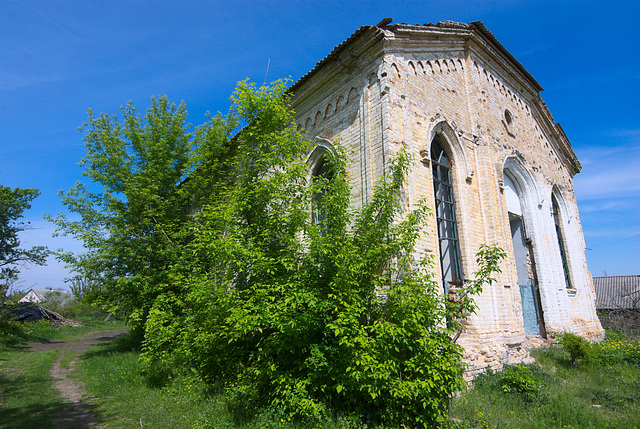 Die Kirche- oder Synagoge-Ruine in Medwediwka