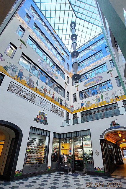 Happy Wall & Windows Wednesday!