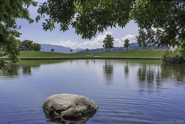 Kelowna - Waterfront Park ... P.i.P. (© Buelipix)