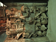 canterbury cathedral (181)c17 tomb of dean fotherby +1619, covered in skulls and bones