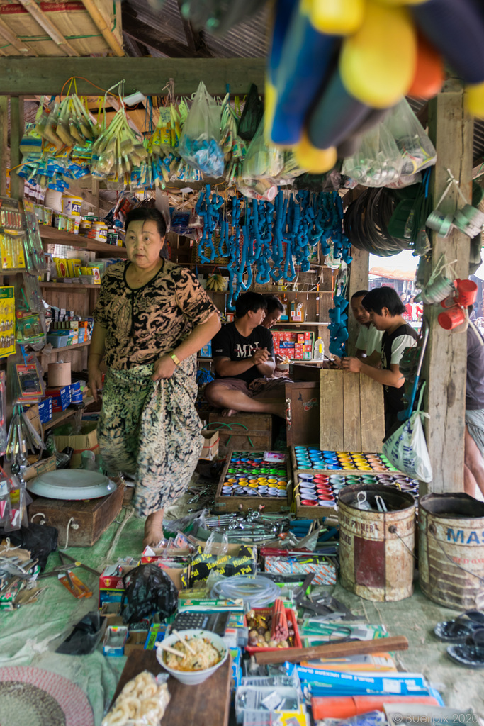 auf dem Nan Pan Market (© Buelipix)