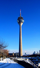 DE - Düsseldorf - Rheinturm