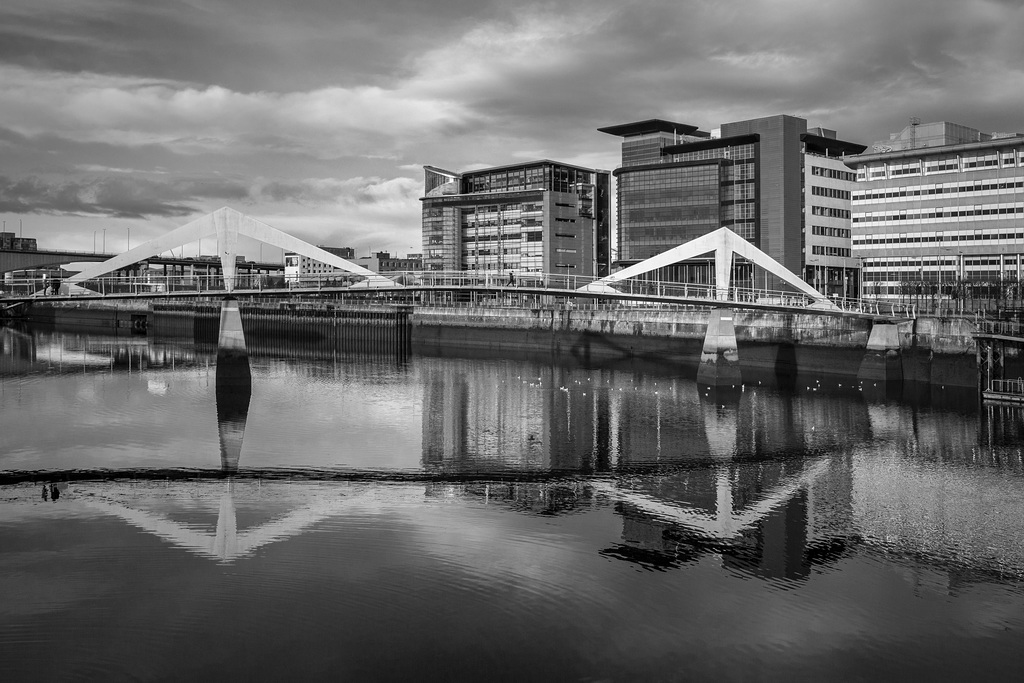 Squiggly Bridge and the Broomielaw