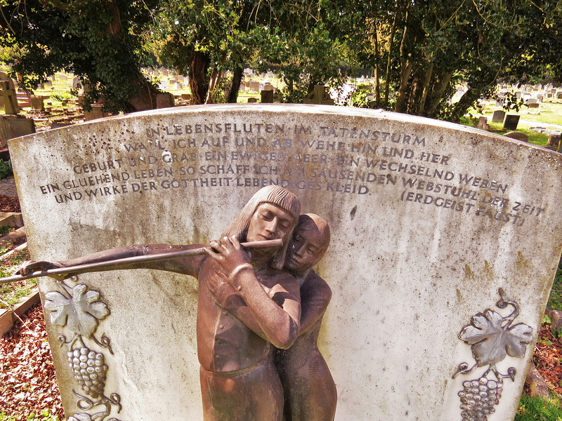 chiselhurst cemetery, london