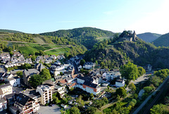 DE - Altenahr - Blick zur Burg Are