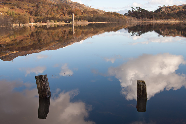 A mirror-like Loch Sheil