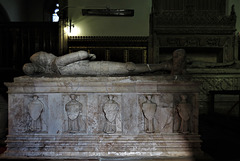 strelley church, notts; c15 tomb of sir sampson de strelley +1395