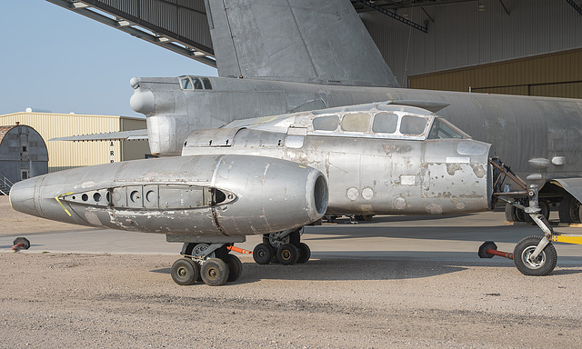 Gloster Meteor T.7 WF877