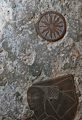 strelley church, notts, c15 brass of sir robert strelley +1487; butterfly headdress and sun