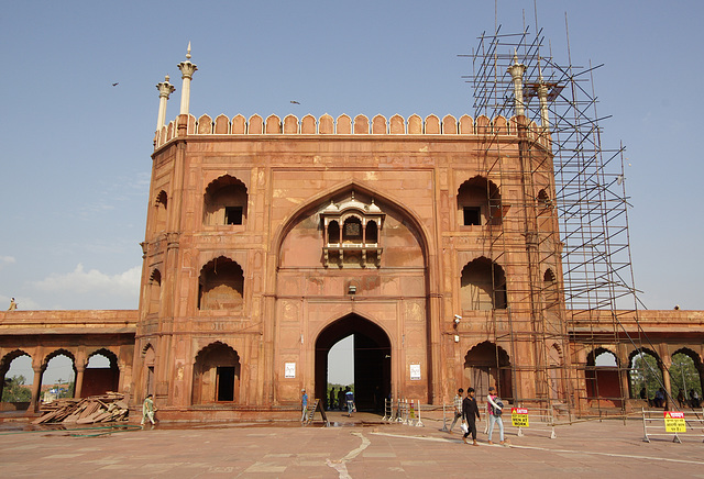 Eastern gate to Jama Masjid