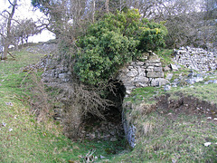 Crow Nest limekiln