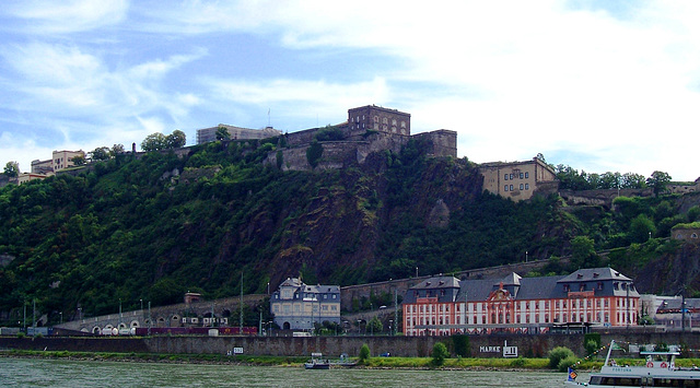 DE - Koblenz - Ehrenbreitstein Fortress, seen from the Rhine