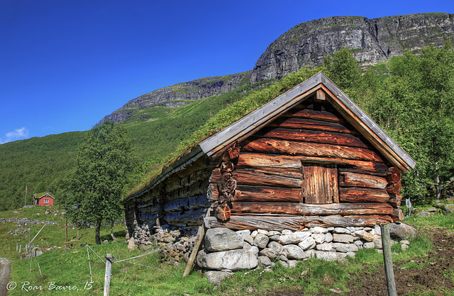 Old barn in Innerdalen.