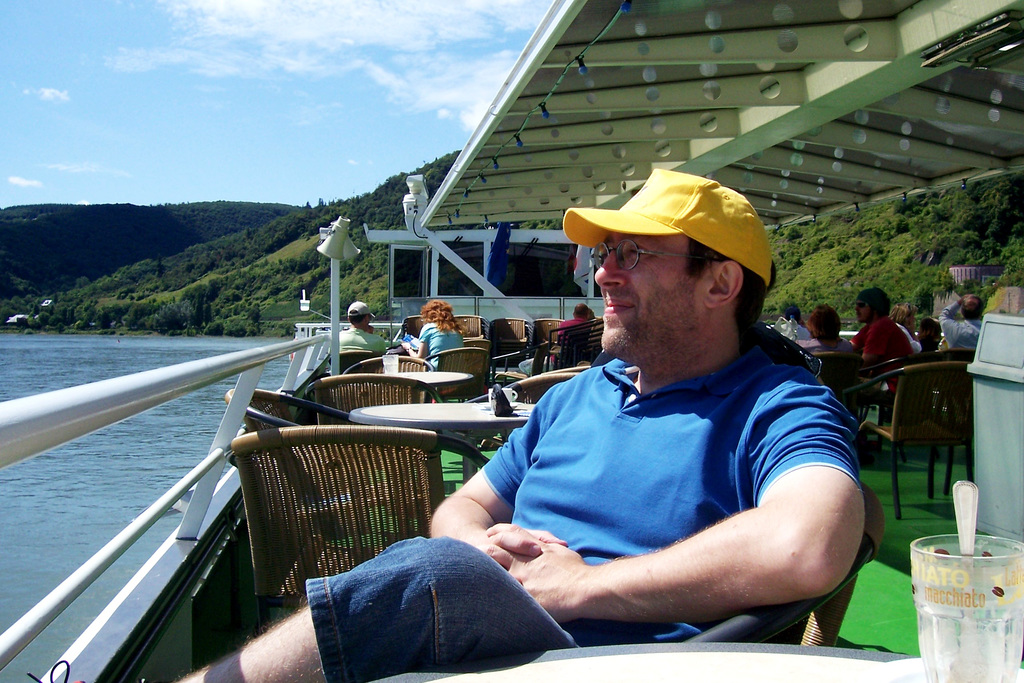 DE - me, enyoing a summer trip on the Rhine