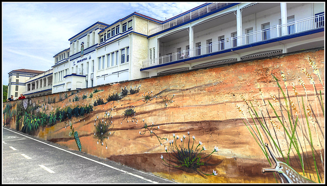 Reconversión de un muro   -    hWW Reconversión de un muro   -    hWW