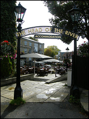 Head of the River gateway