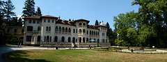 Bulgaria, Sofia, Vrana Royal Palace