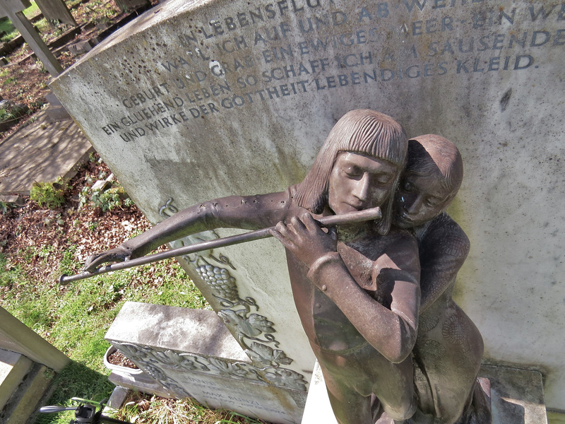 chiselhurst cemetery, london