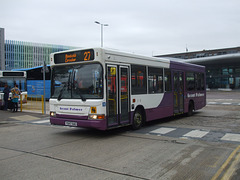 DSCF5611 Grant Palmer Y647 XAG in Bedford - 7 Oct 2016