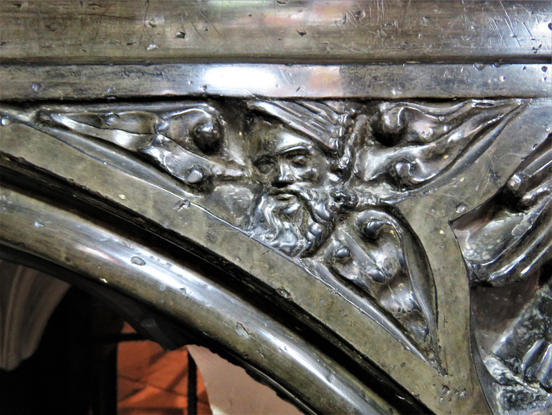 canterbury cathedral (141) detail of c14 tomb of archbishop meopham +1333