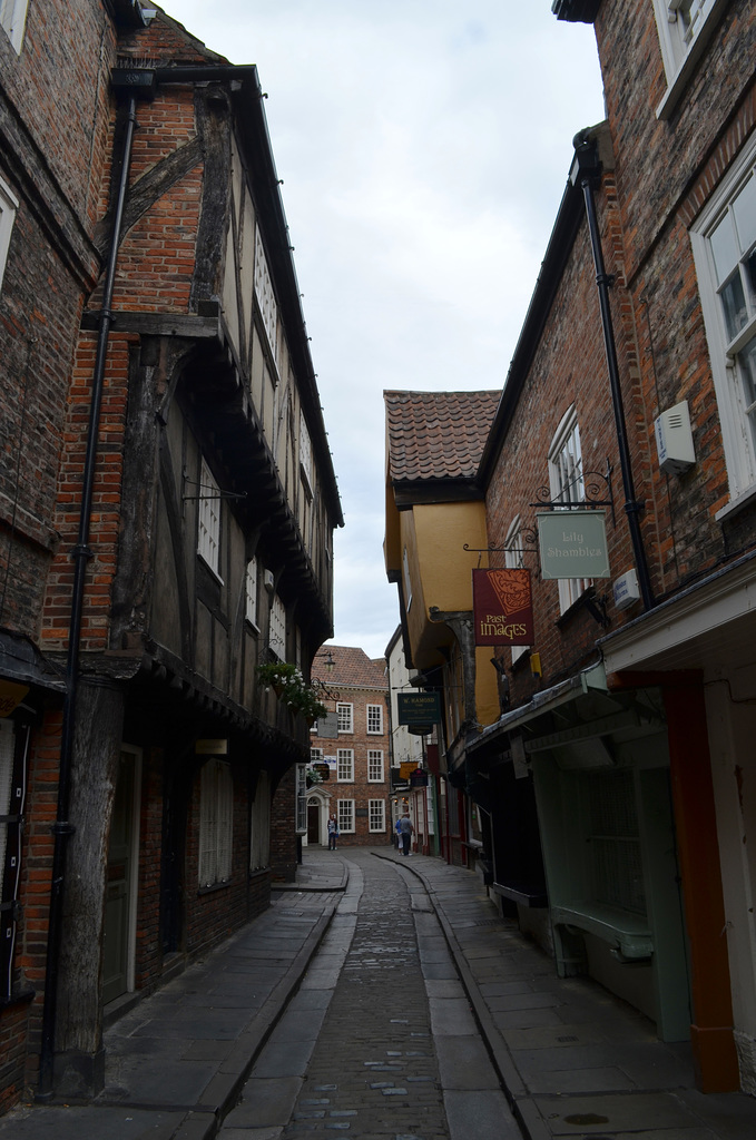 York, The Shambles - Narrow Street with Overhanging Buildings