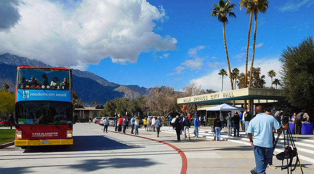 Palm Springs: Fake Crisis protest (#1445)