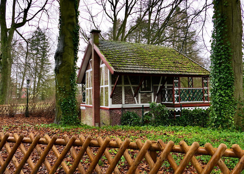 Das 'Schweizerhaus'  (pip)