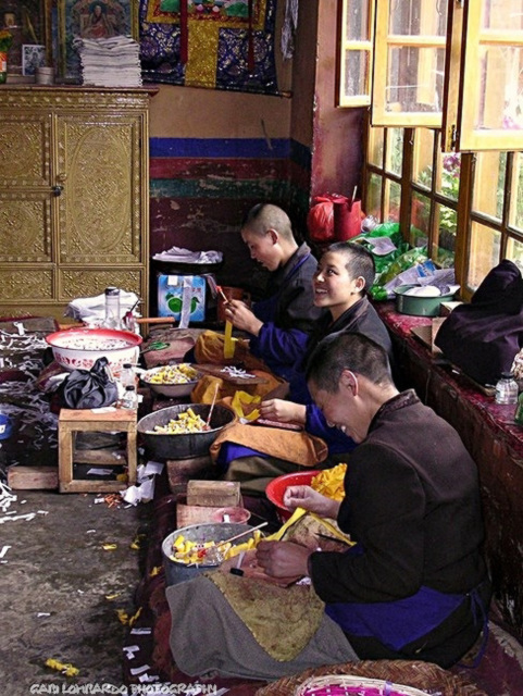 Tibetan Nuns