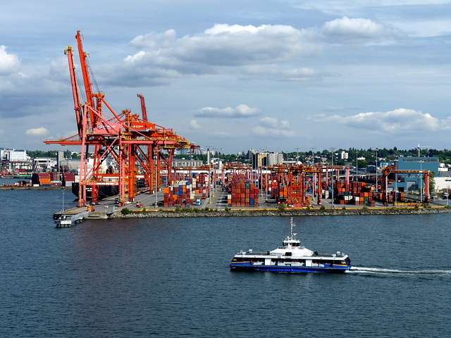 Seabus Passing Global Container Terminal, Vancouver