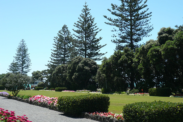 Marine Parade Gardens