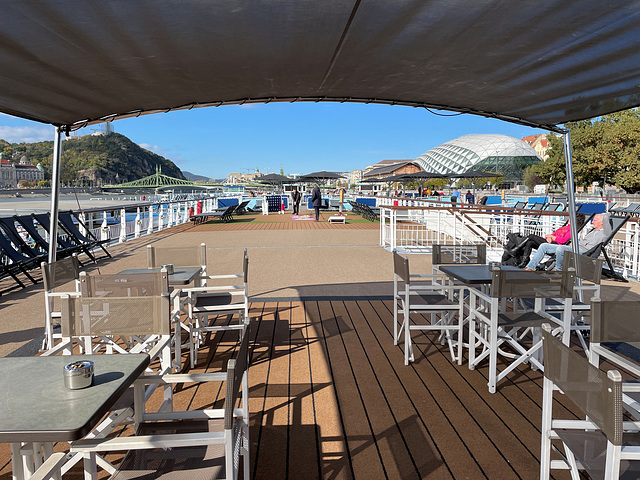 HBM ~ A life on the River Danube in Budapest