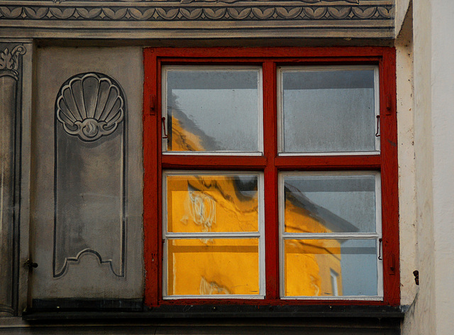 Das Haus auf der anderen Seite der Strasse